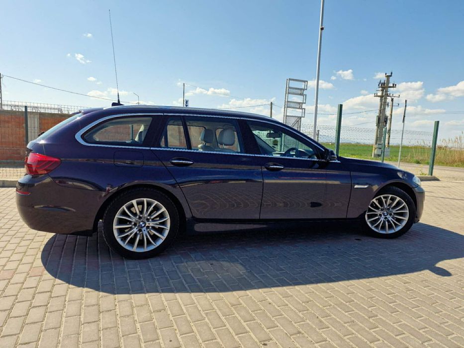 Dezmembrez bmw  f10 f11 facelift capota trager aripa far usa bara stop