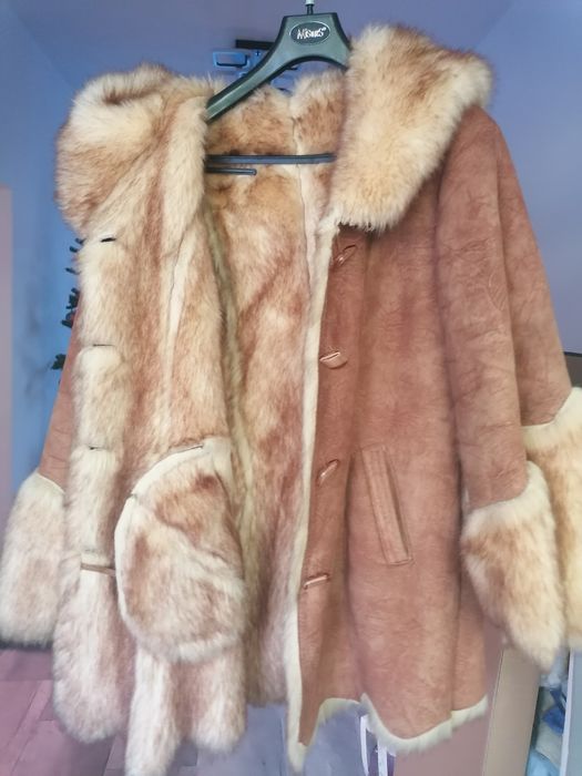 Haină de blană mărime 10
