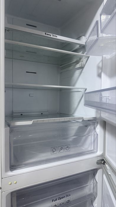 Продам холодильник Самсунг