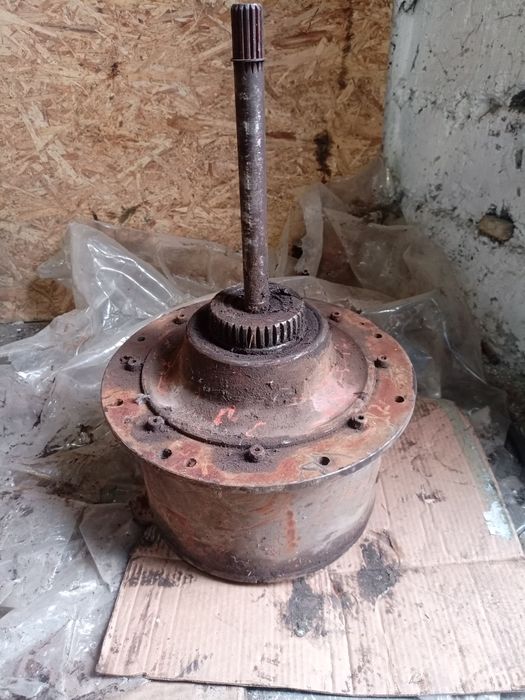 Продам редуктор болгарского тельфера