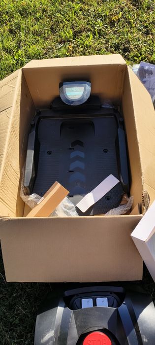 Robot tuns gazon DETOOLZ DZ-SE 224