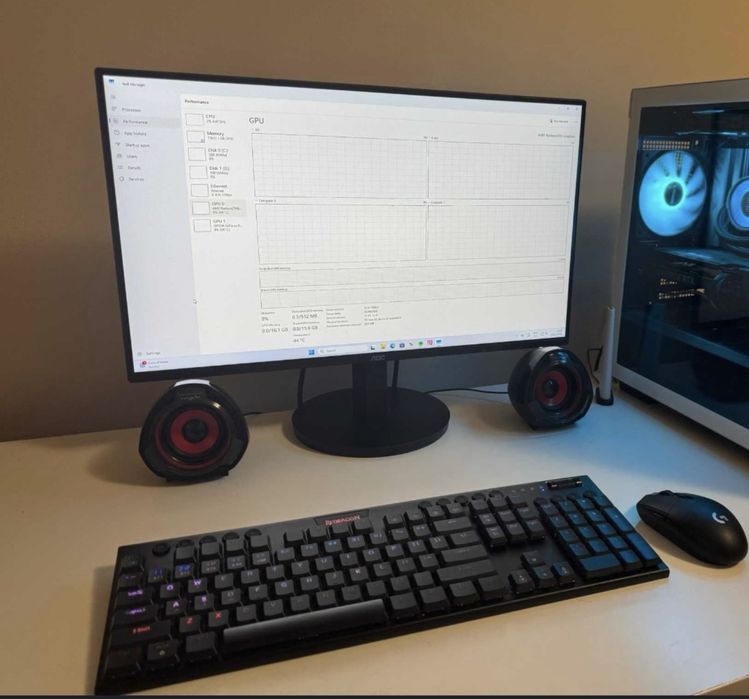 Monitor AOC, mouse si tastatura