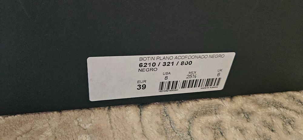 Ghete piele Massimo Dutti