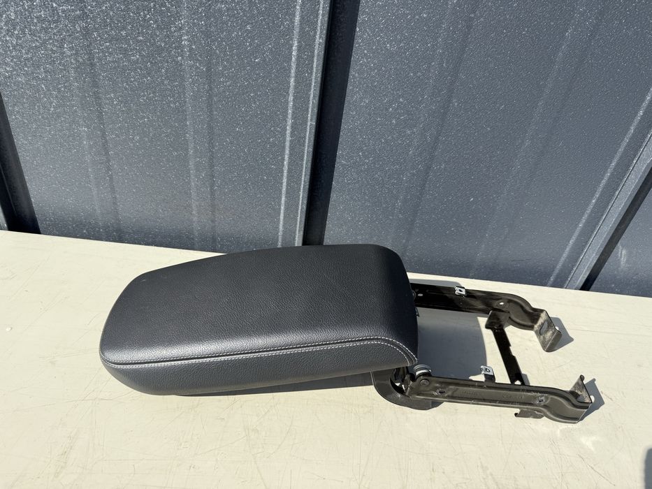 Cotiera Bmw  3 F25 piele neagra cusatura alba