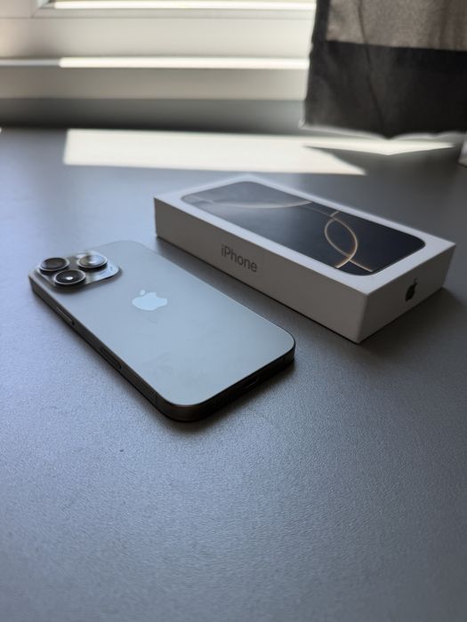 КАТО ЧИСТО НОВ Iphone 16 Pro Natural Titanium