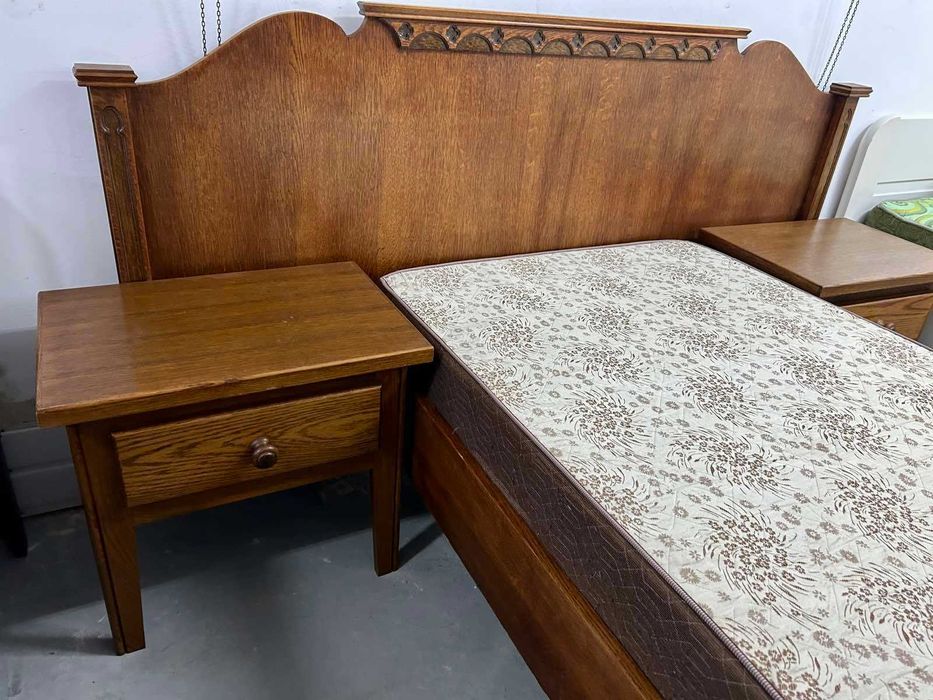 Единично легло + 2бр шкафчета  Холандия