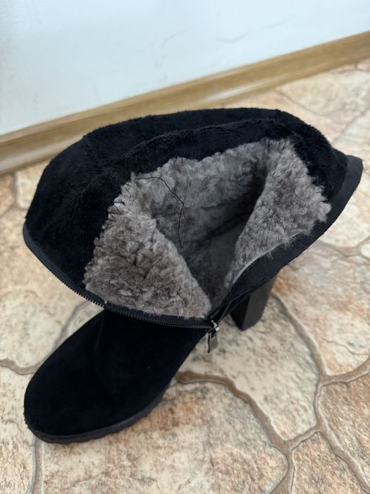 Продам женские сапоги!