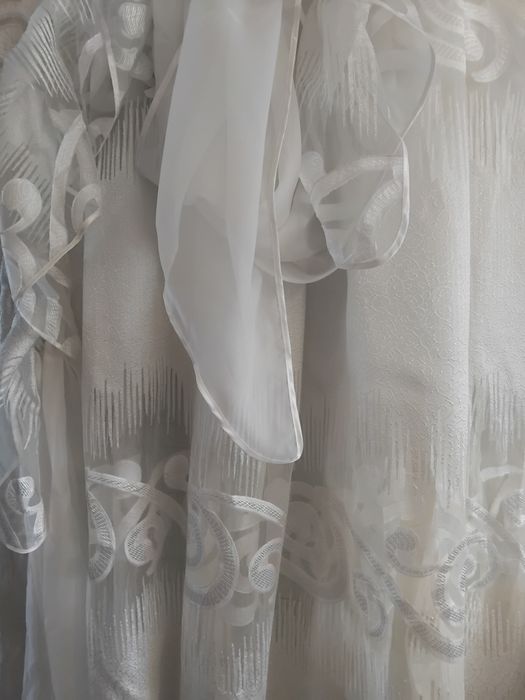 Продам тюль для окна