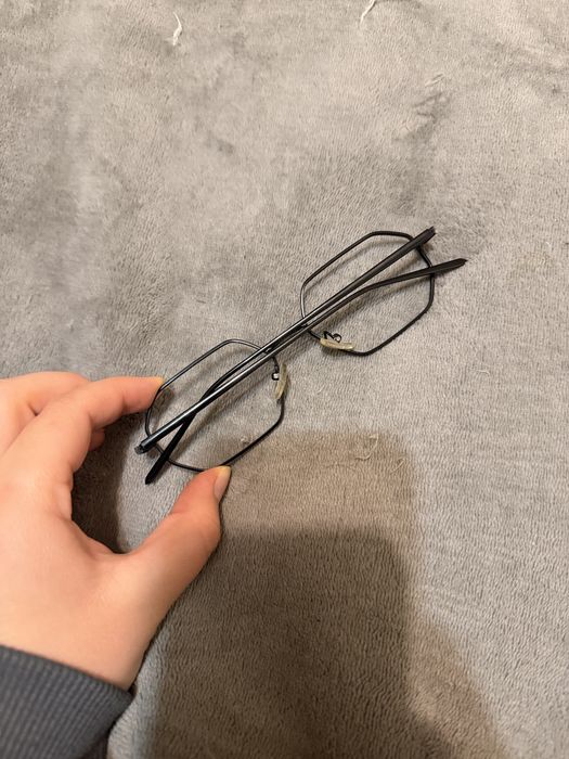 Очки без стекол