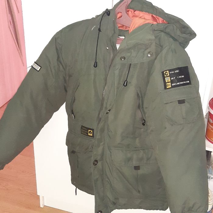 Пуховик - 4000 тенге