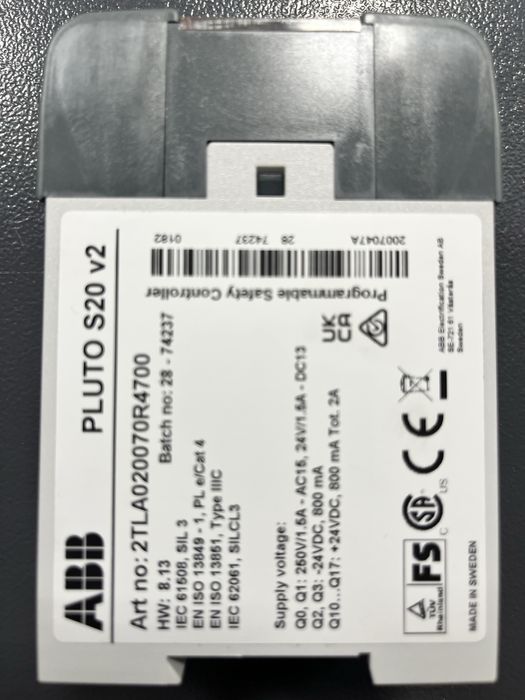 Контроллер безопасности ABB Pluto S20 v2