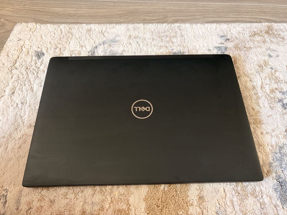 Laptop Dell Latitude 7390 | i7 Gen 8 | 16GB RAM | 512GB SSD | Baterie 91%