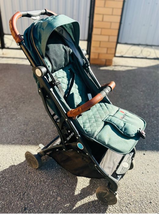 Летняя прогулочная коляска Skillmax, очень удобная