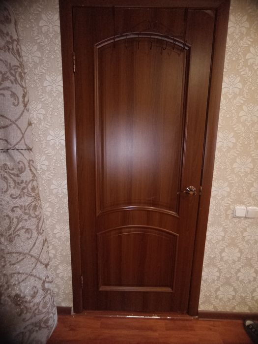 Продам двери б.у в норм.состоянии.