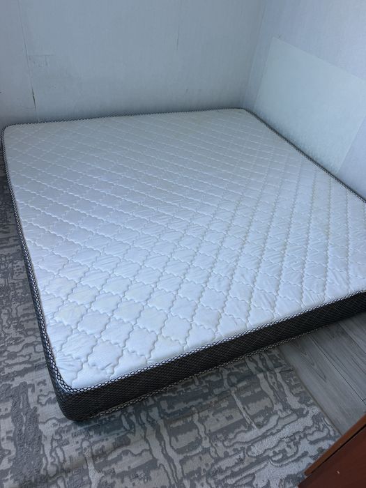 Срочно продам матрас