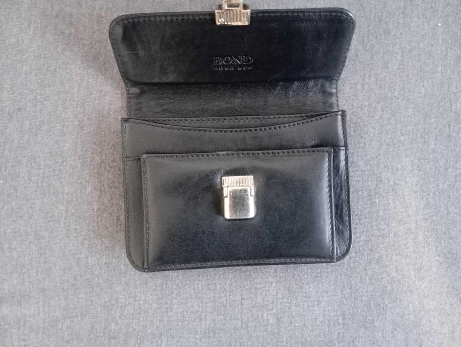 Кожена чантичка Bond bond non