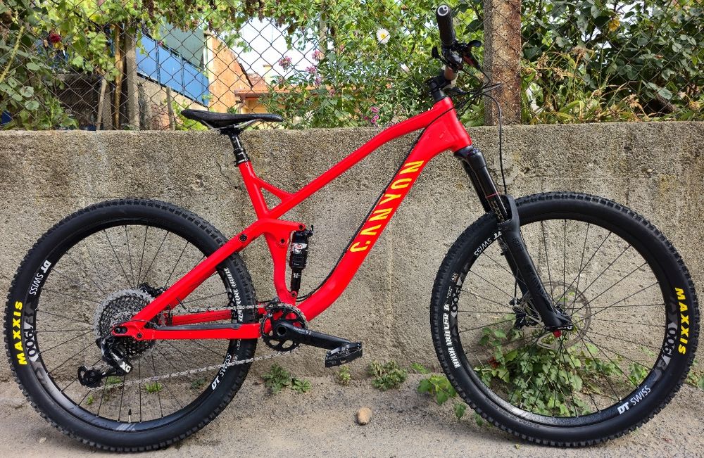 Canyon spectral AL 27.5 160mm Rockshox Pike 1x12 XO Sram 4-бутални Sram спирачки Алуминиев L размер мекица