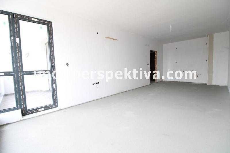 Продава се Двустаен апартамент в Пловдив, Център - 72 кв.м за 1289 €/кв.м - Снимка #2