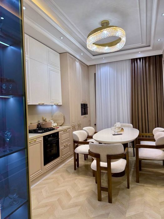 Квартира продается 3/5/10 на жк Albero