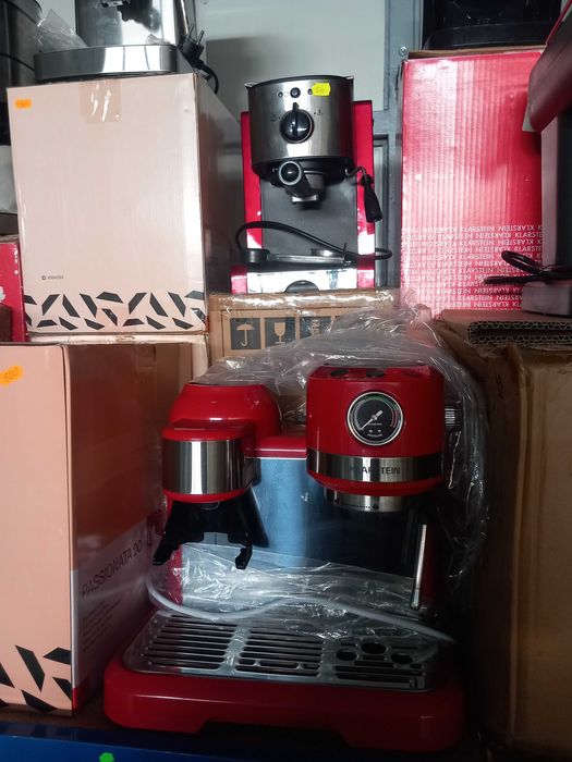 Aparate de cafea diferitre modele