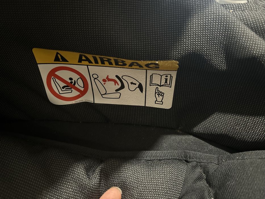 Maxi Cosi Кошница за кола / столче за бебе 0-13кг