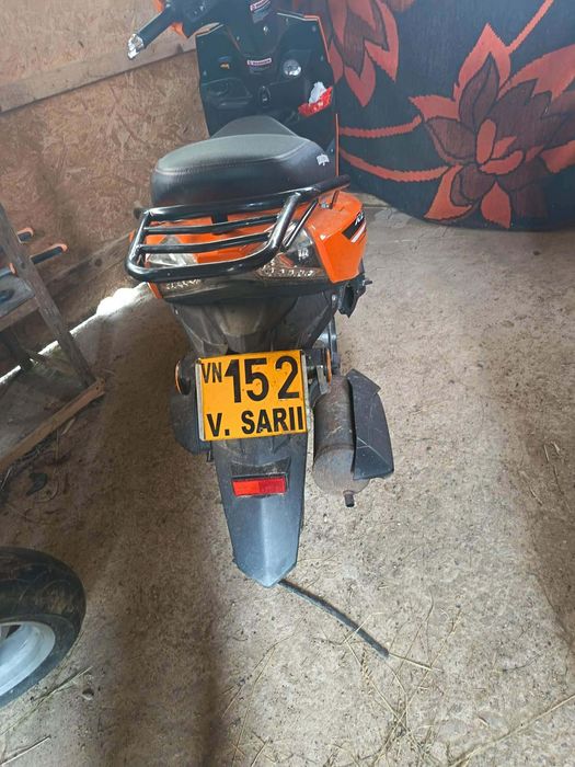 Vand scuter daytona revo 49 cc