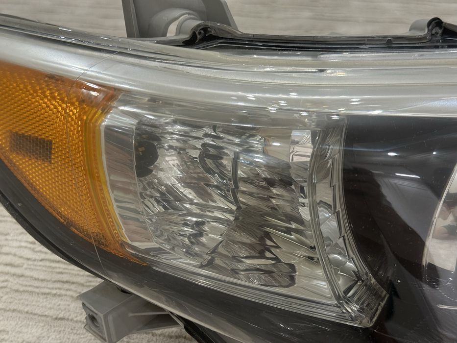 Фары на камри 50 американец SE