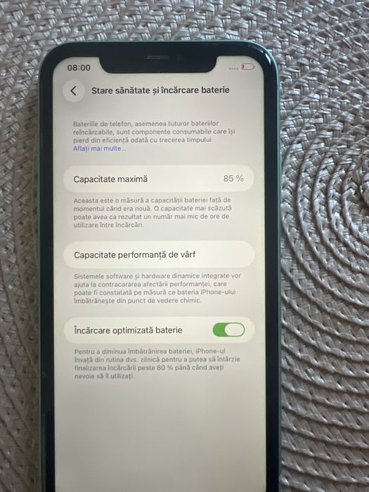 Iphone 11 de 128 baterie 85%