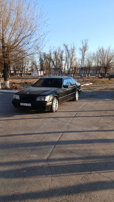 Продам Мерседес бенц 300se