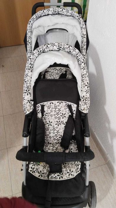 Количка за близнаци