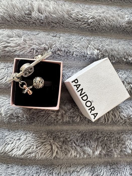 Bratara Pandora cu 3 charmuri