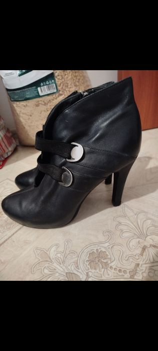 Продам обувь одежду