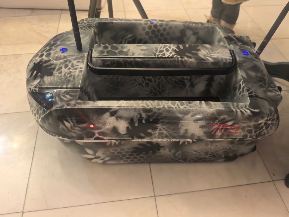 Лодка за захранка