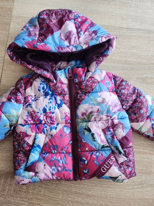 Бебешко оригинално яке Guess