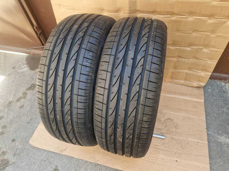 2 Bridgestone R17 255/60 
нови летни гуми
DOT3018