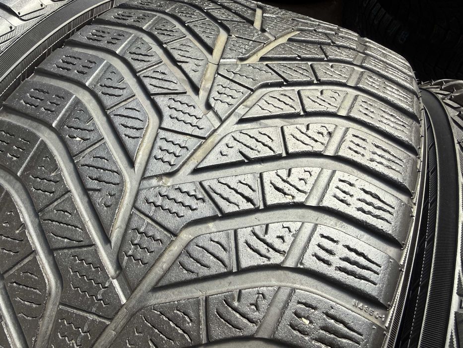 # 4x Anvelope Iarna 315/35 R21 275/40 R21 M+S - Yokohama BluEarth Winter
