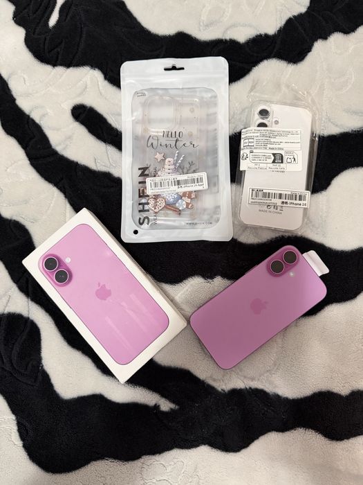 Iphone 16 roz IMPECABIL