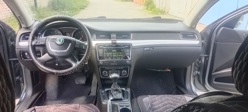Продам Шкоду Суперб 2