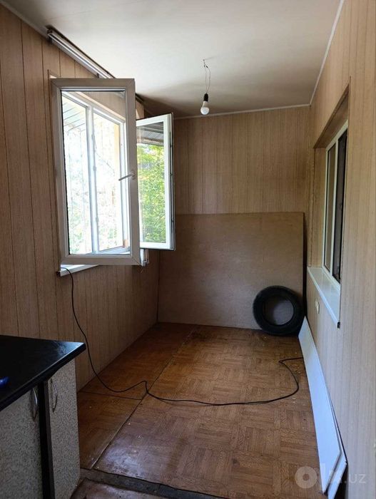 Сергели-2   4 хона 3-этаж 5 этажка  91 квадрат  Нархи 92.000$