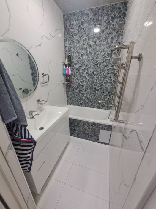 Карасу 3 Продается квартира 4/3/5 балкон 2х6 Улучшенная Планировка