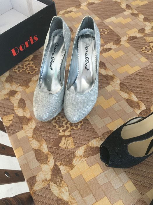 Дамски обувки токчета