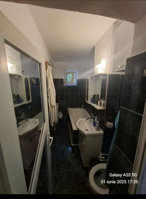 Apartament 2camere de vânzare.
