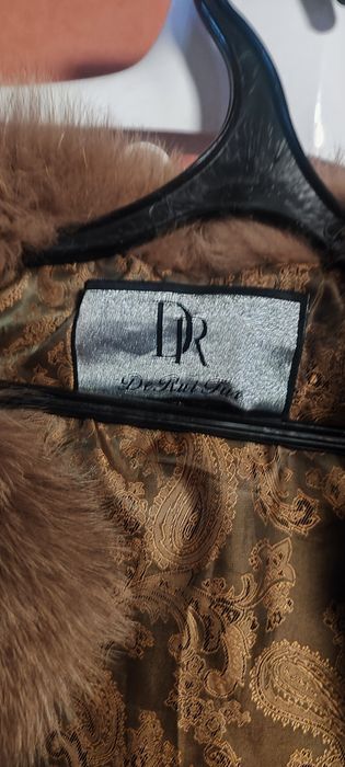 Женская меховая жилетка из натурального меха, надо пришить крючки, в о