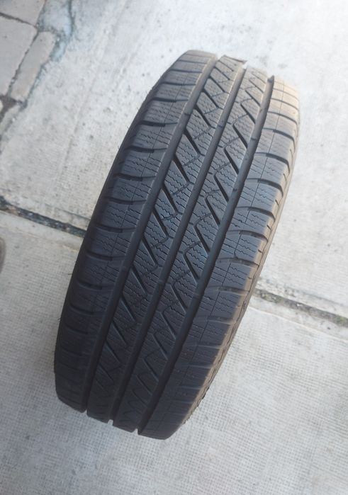 O bucată 215/65 R16C M+S iarnă - una Semperit Goodyear
