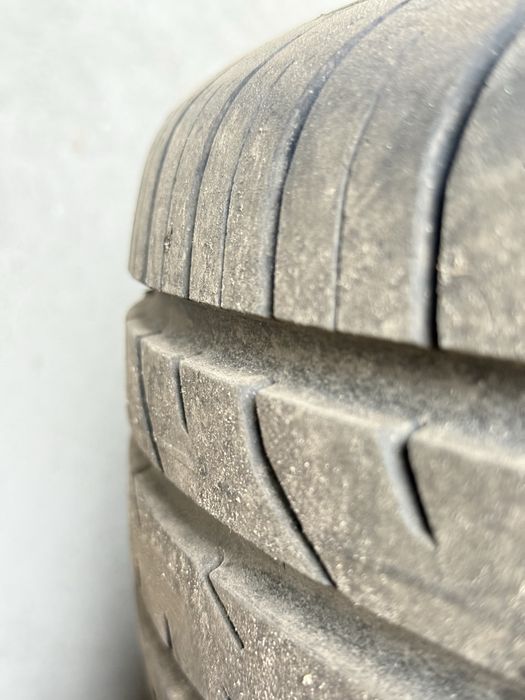 Continental yengi R15