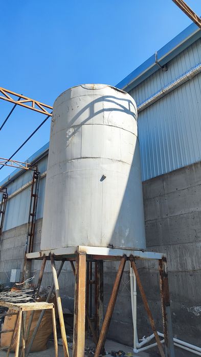 Ёмкость бочка 25куб для воды