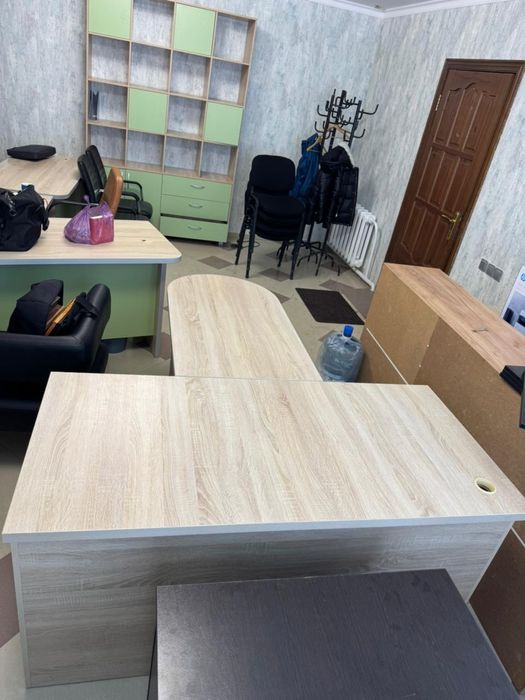 Продам стол руководителя