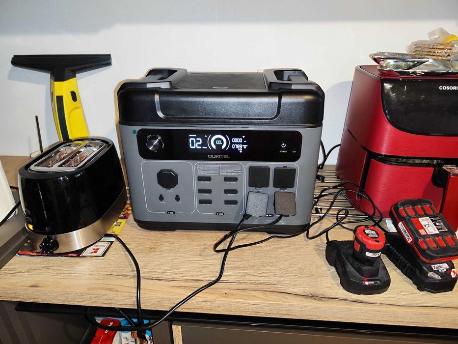 Powerstation bank baterie solara Oukitel P2001 plus