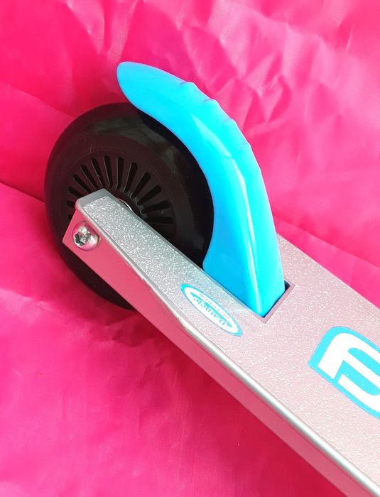 TROTINETA PREMIUM FUNBEE Junior pentru Copii + 8 Ani - NOUĂ - 170 Lei