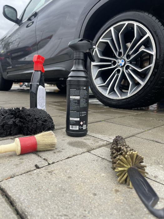 Cosmetizare auto polish tratamente hidrofobe